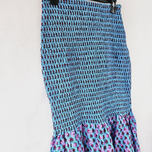 J. Crew Smocked Mermaid Floral Midi Skirt size 4 - Picture 6 of 10